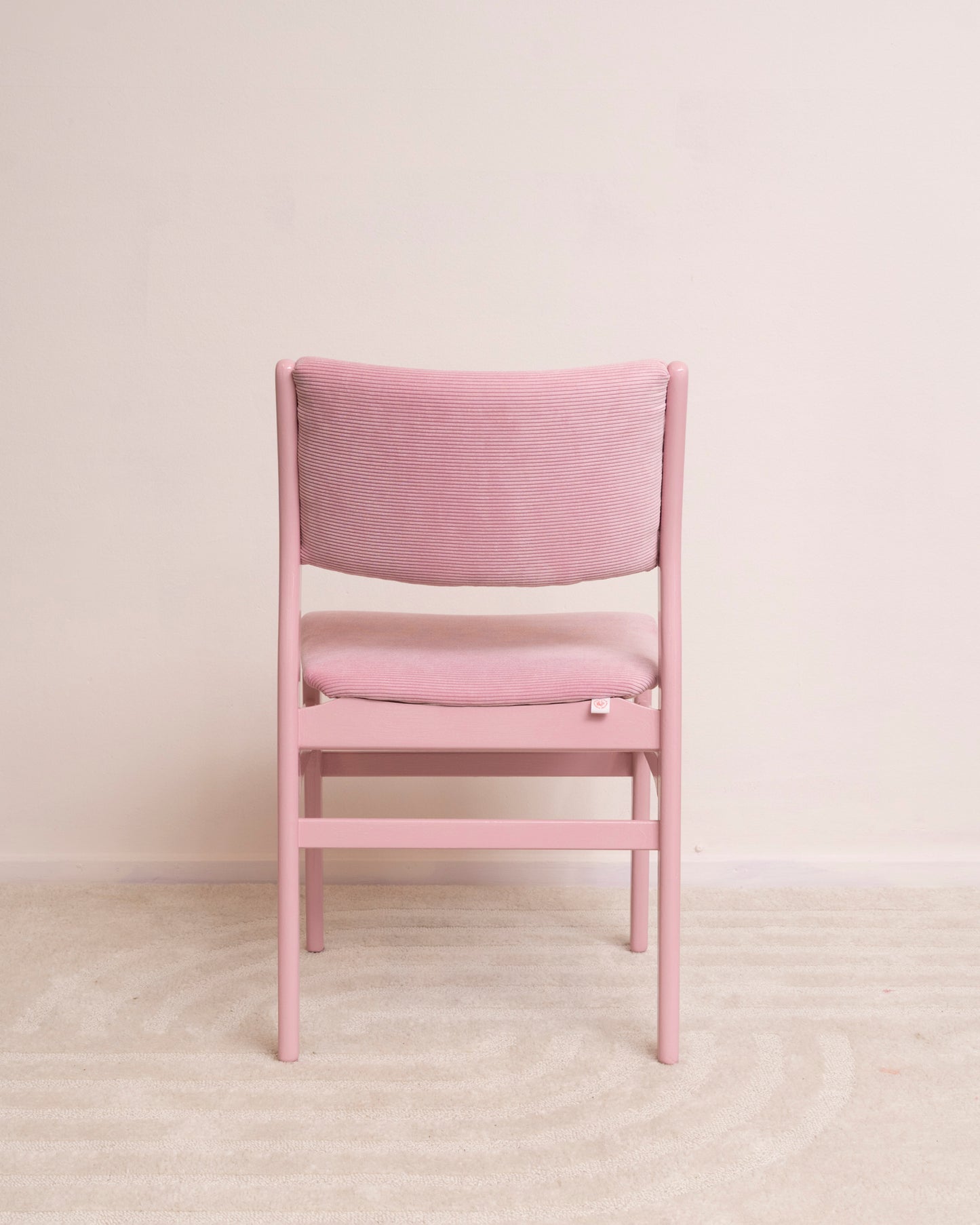 Rozenkwarts – Roze stoelen met rib (2x)