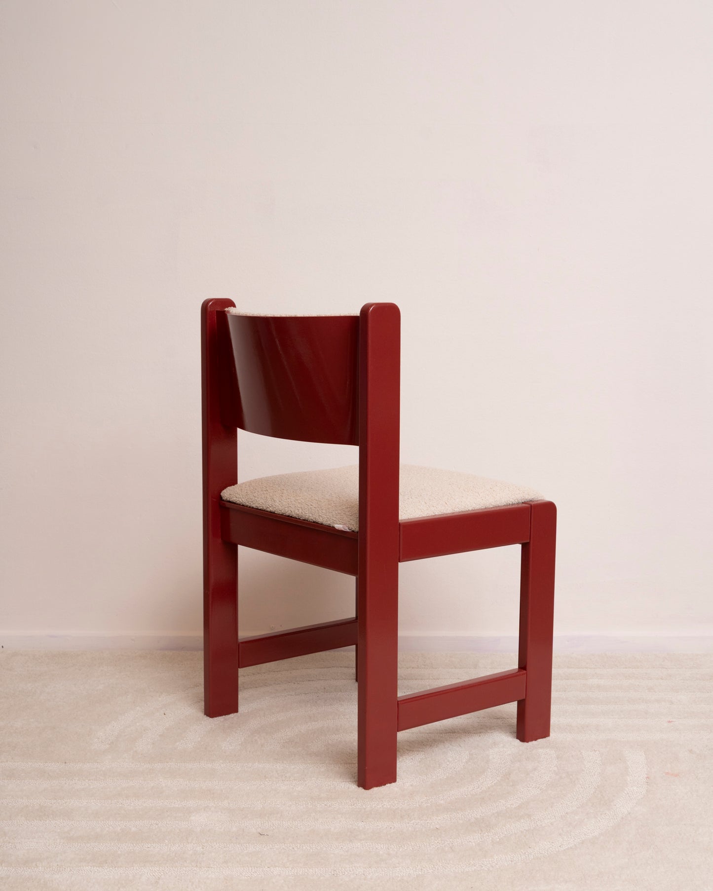 Pioenroos – Bordeaux Rode Stoelen (4x)