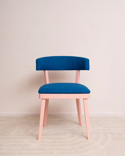 Sering – Roze Blauwe Stoelen (2x)